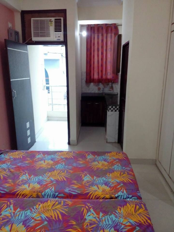Room Photos 9