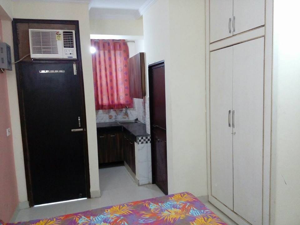 Room Photos 10
